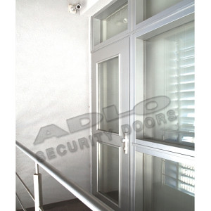 ADLO - Sicherheitst�r TESIM, Glas P105, mit Lichtl�cken