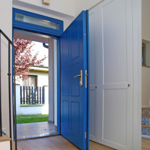 ADLO - Thermo-Au�enraumt�r TEJEN, Profildesign F350, T�roberfl�che RAL 5007 und Oberlichte