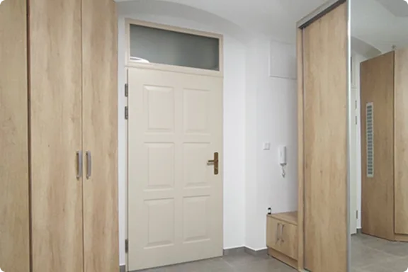 Haust�ren mit Seitenteil und Oberlicht