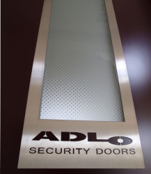 T�ren mit Ihrer Kennzeichnung